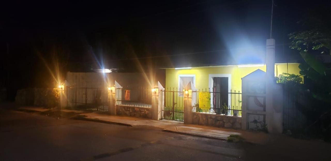 Casa Los Jarochos Valladolid  Exterior foto